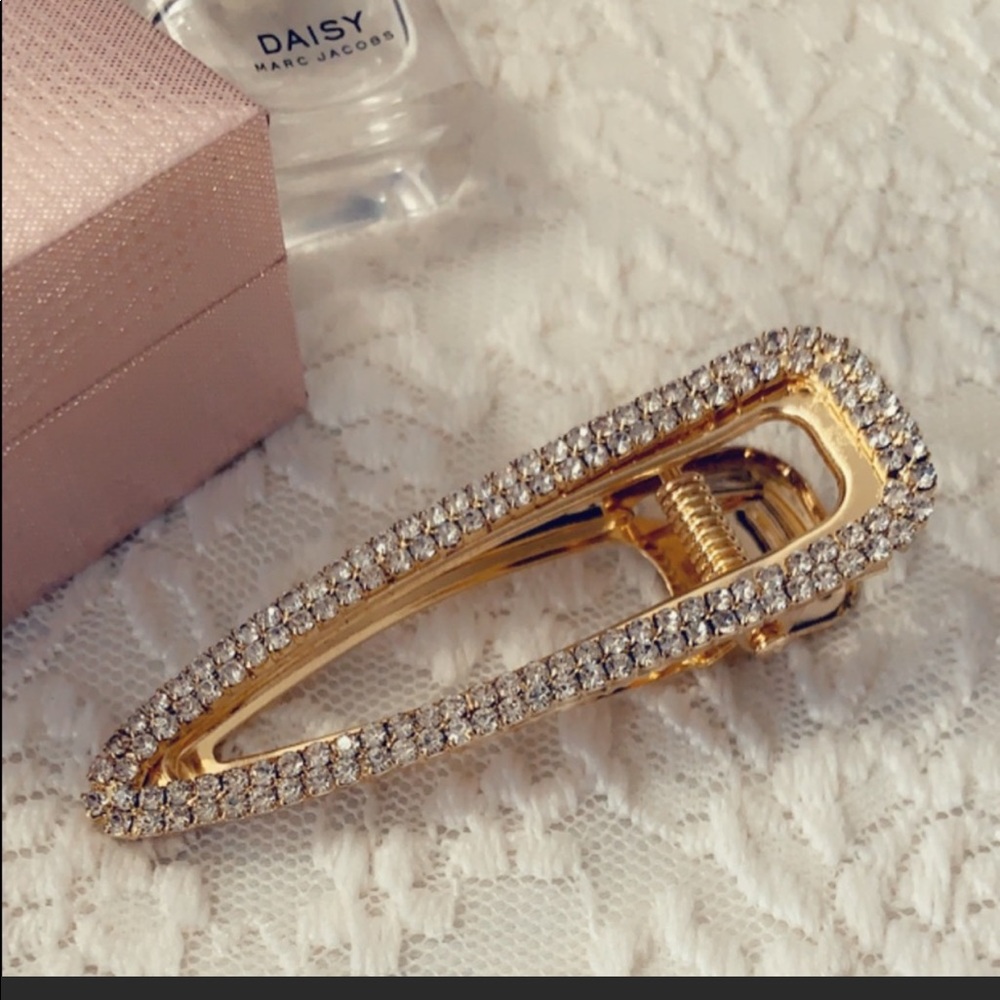 Hair clip